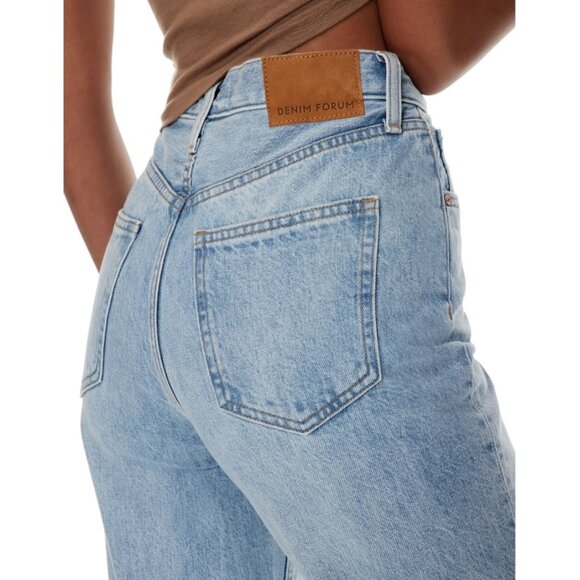 Denim Forum BF High Rise Loose Jeans Light Wash - Picture 11 of 15